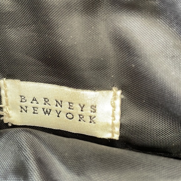 BARNEY’S NY BLACK PATENT LEATHER CROSSBODY TOTE - Picture 4 of 8